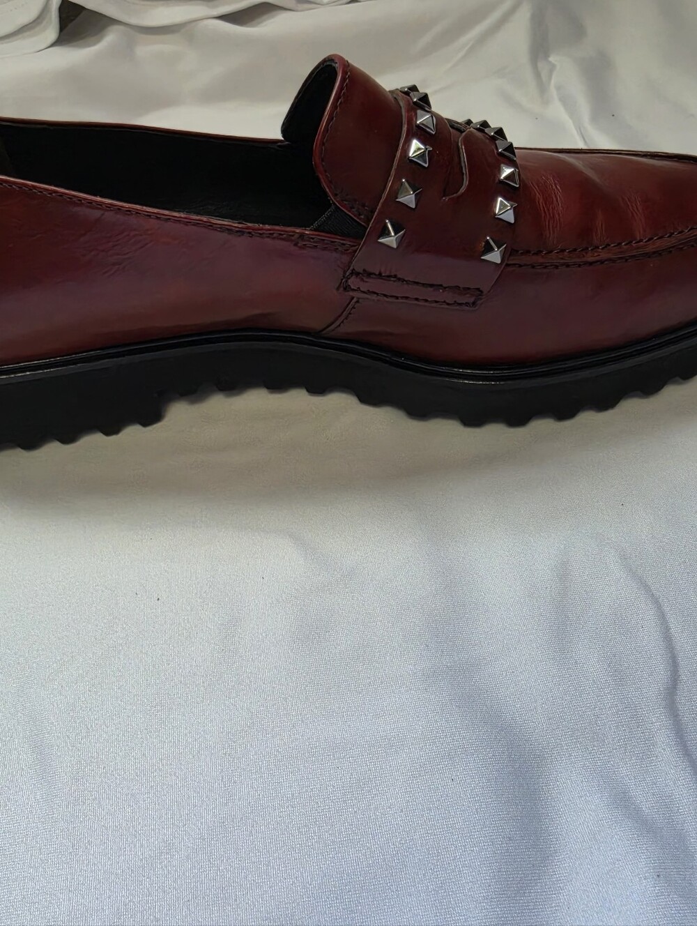 Paul Green Sophia Studded Burgundy Leather Lug Sole Loafers Women's Size 9 - Picture 7 of 11